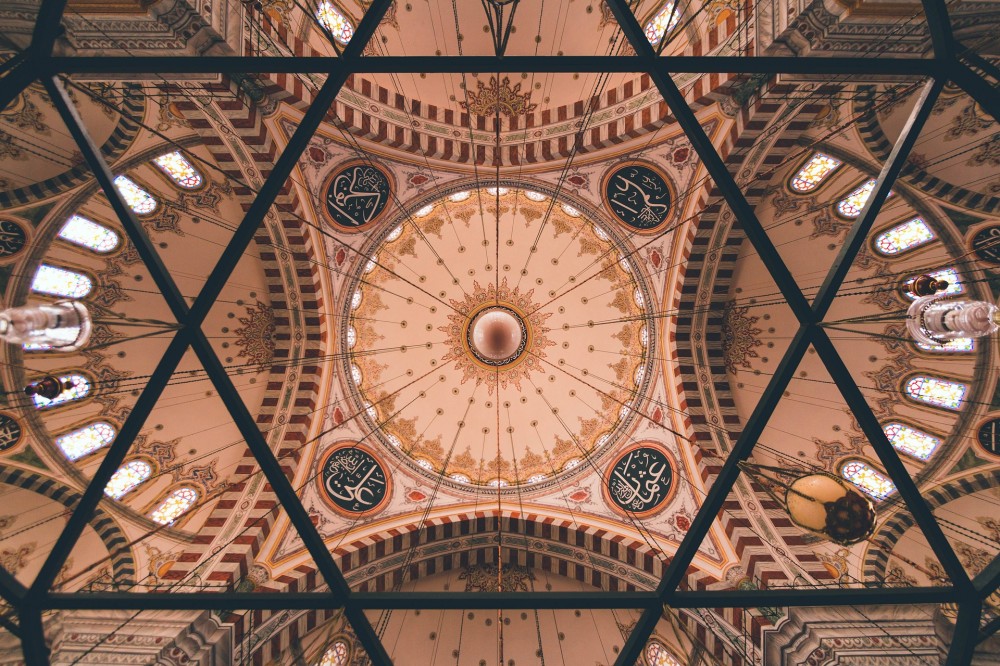 Would you like to live in the most beautiful city in the world, Istanbul?